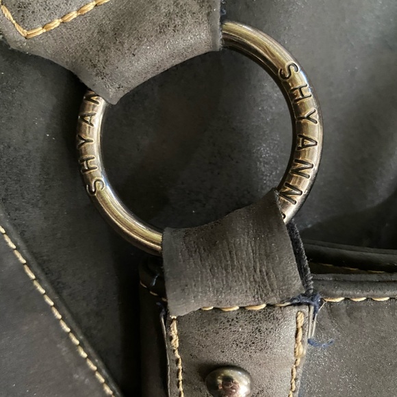 Genuine cowhide handbag - Picture 6 of 9